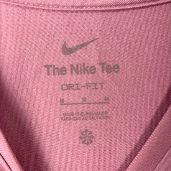 The Nike Tee dri-fit sleeveless dusty pink athletic workout tank top size medium - Picture 5 of 8